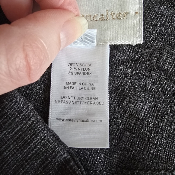 Corey Lynn Calter cropped pants size 6 - Picture 13 of 14